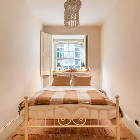 332 * Porto